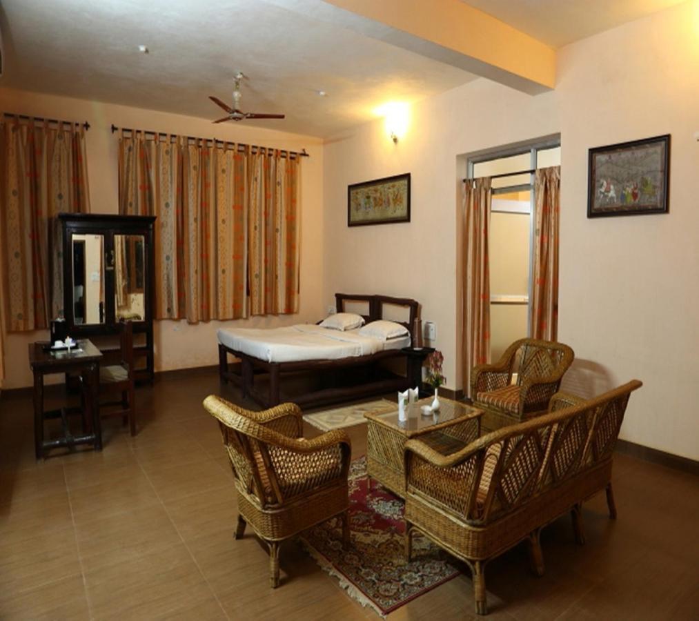 Kanha Village Eco Resort Exterior foto
