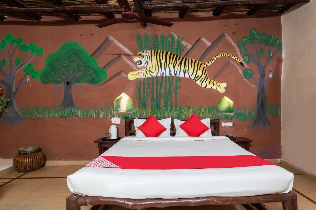 Kanha Village Eco Resort Exterior foto